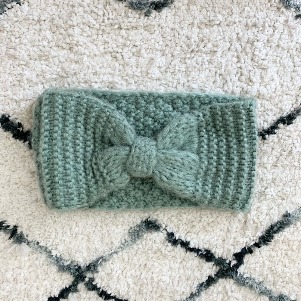 Green Knit Ear Warmer Headband Bow Style